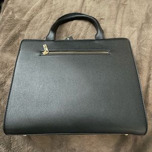London fog collection hand bag